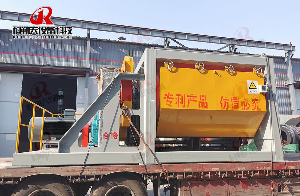 10立方卧式双轴加热混料机发往南宁